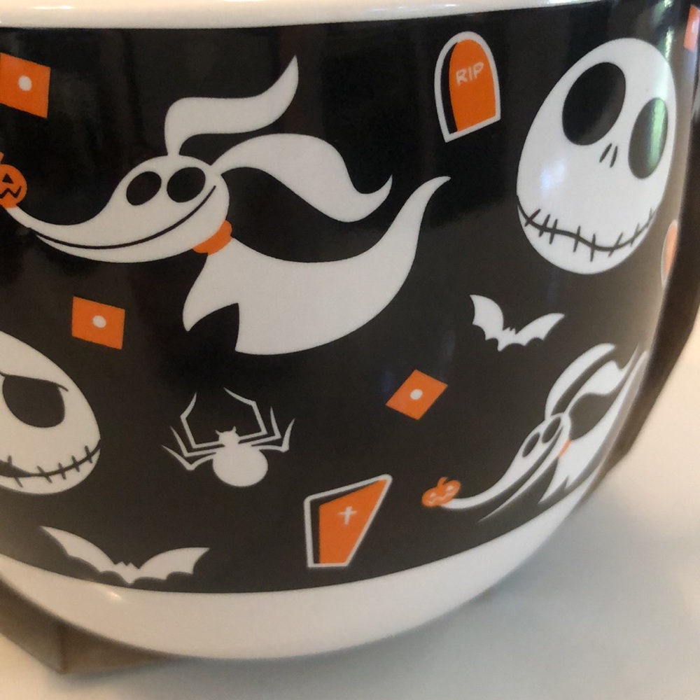 Disney nwt The Nightmare Before Christmas Ramen Bowl with Chopsticks - Picture 3 of 3